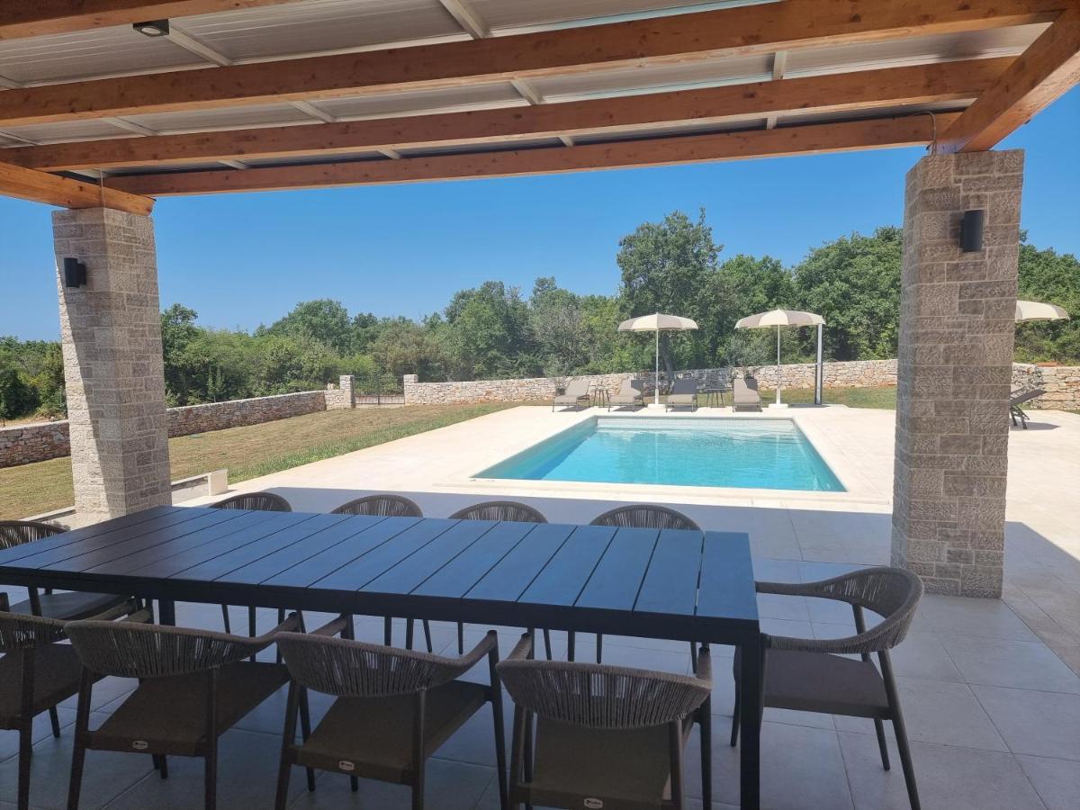Luxury Villa Serena 2022 - With Heated Pool Cukrici Екстер'єр фото