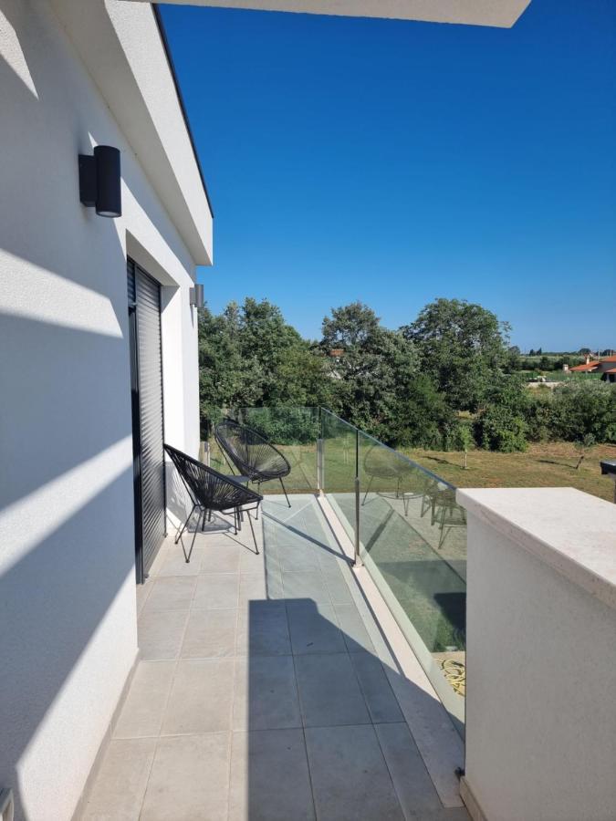 Luxury Villa Serena 2022 - With Heated Pool Cukrici Екстер'єр фото