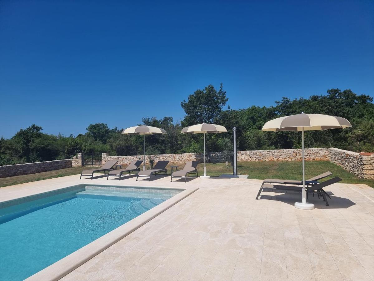Luxury Villa Serena 2022 - With Heated Pool Cukrici Екстер'єр фото