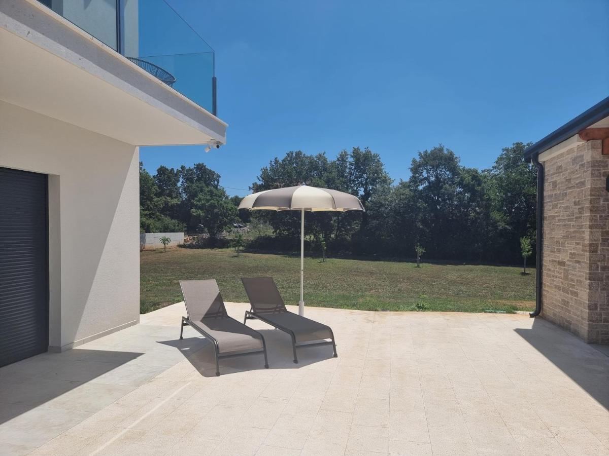 Luxury Villa Serena 2022 - With Heated Pool Cukrici Екстер'єр фото